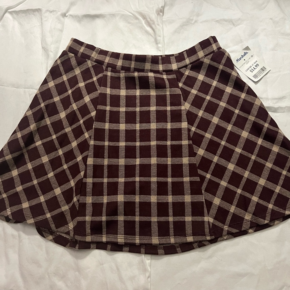 brown plaid skirt